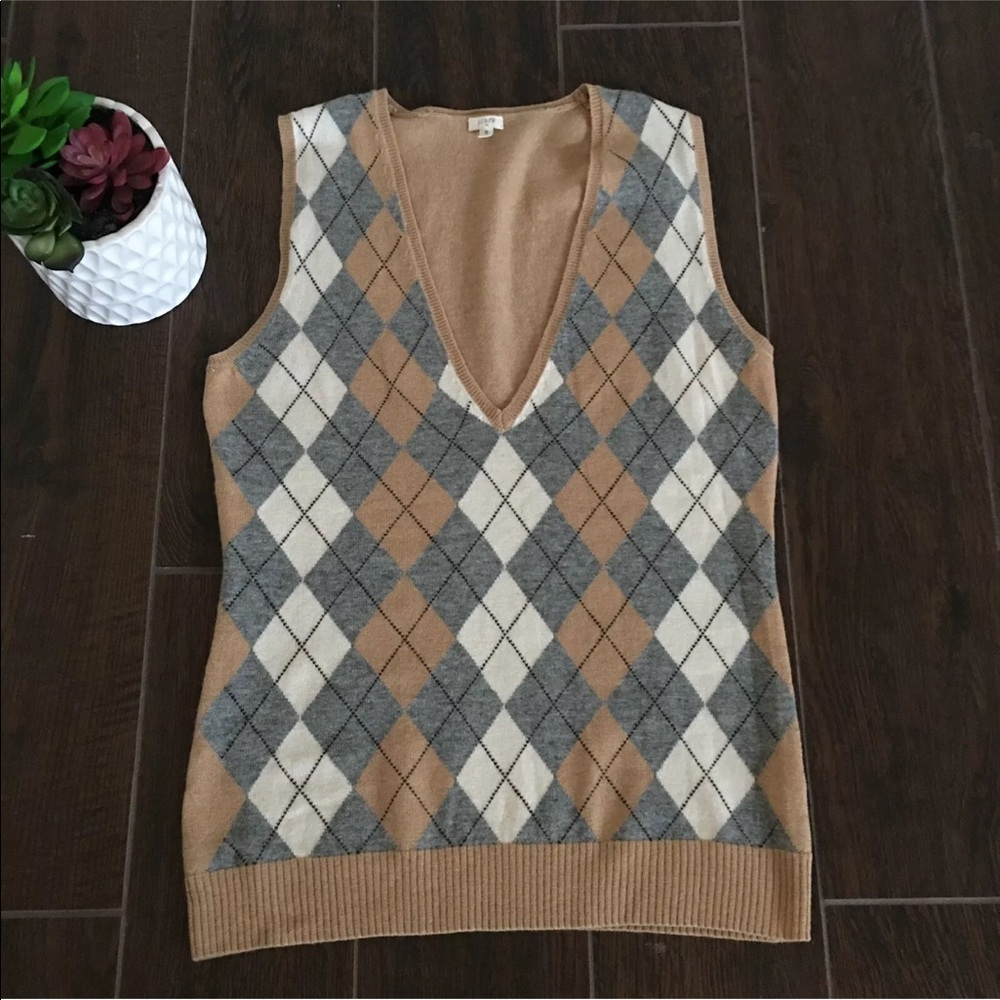 J. crew argyle nude cream vest small